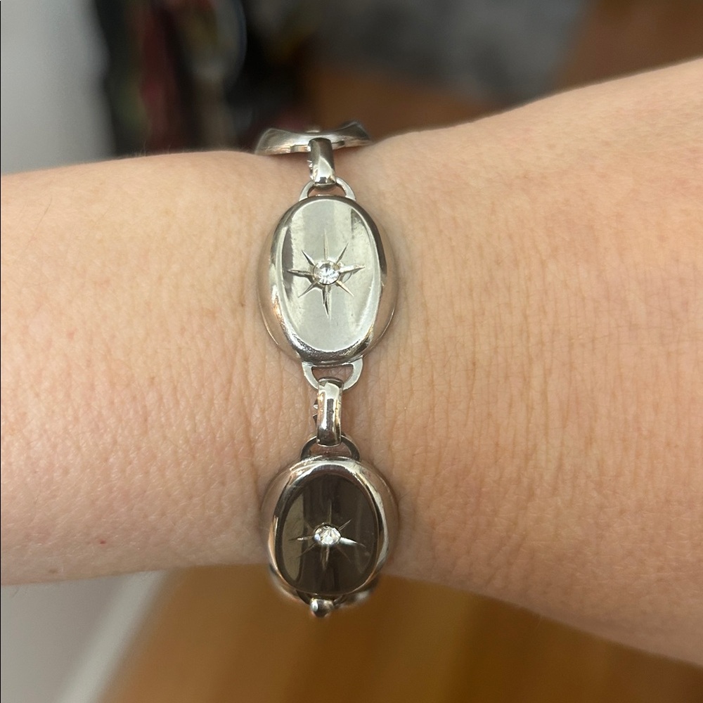 Vintage Fold-Over Clasp Silver Bracelet with Starburst Clear Stone Accents